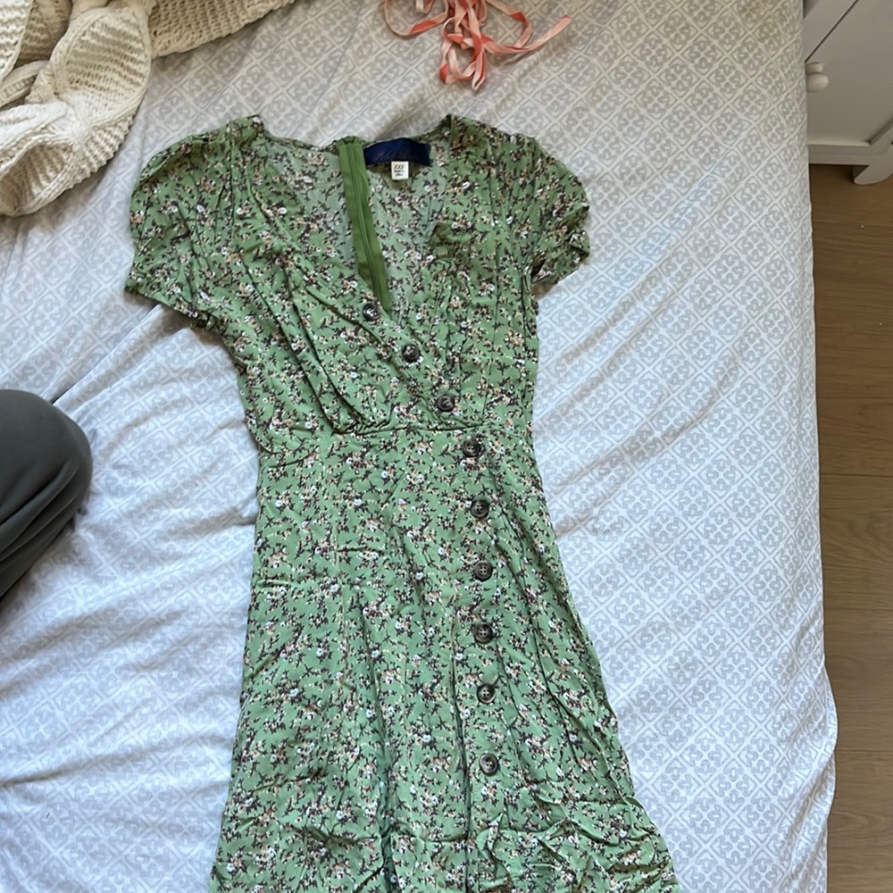 green flower summer dress